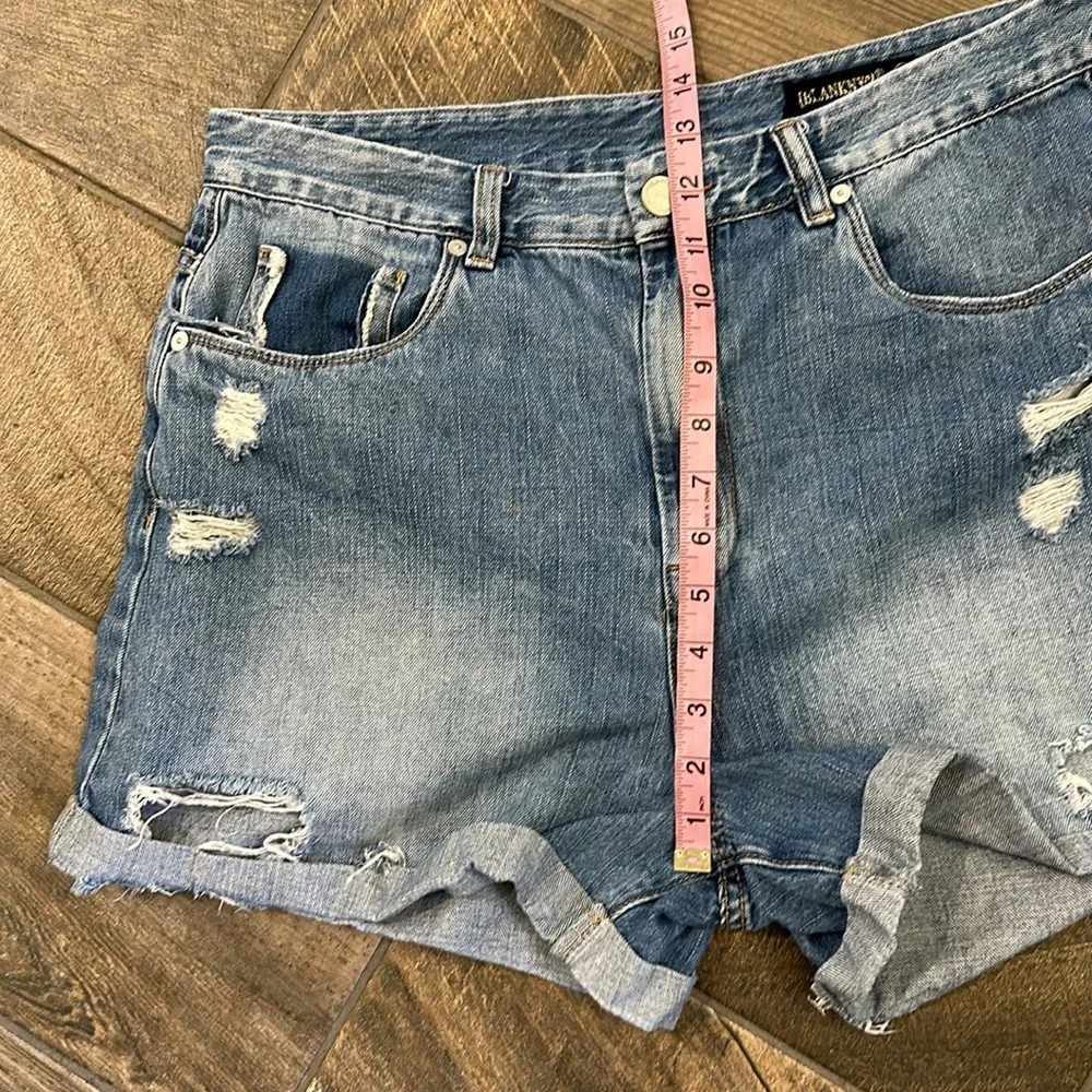 BLANKNYC Distressed Denim Shorts Size 31 High Rise Cuffed Hem Medium Wash